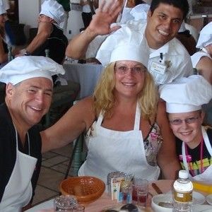 Meet your Posher, Sharon